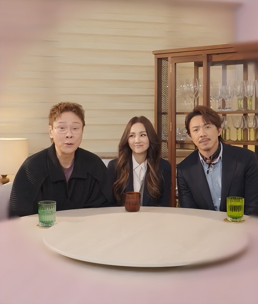 搞笑港星和妻子雙雙患抑鬱症，曾想過自殺，吐槽藥費太貴病不起 - 