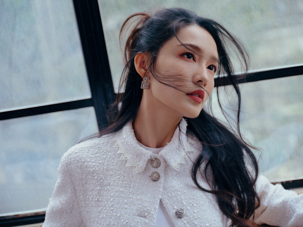 《追风者》后,李沁彻底迎来事业腾飞,新剧又将上星央视太惊喜!