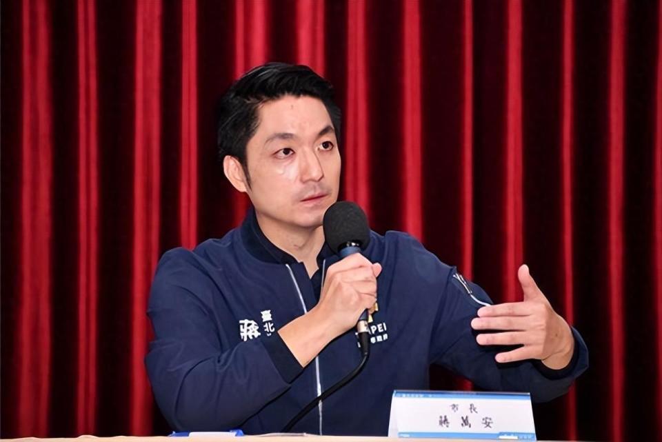 台湾又有餐馆爆发食物中毒事件蒋万安下午亲自召开记者会说明