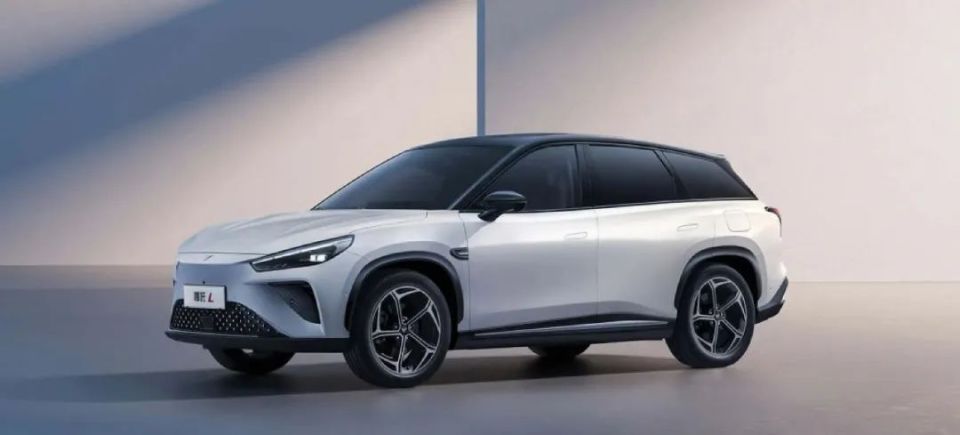 哪吒l爆单背后:小问题开始显现,车主的平衡与妥协 | 车主派