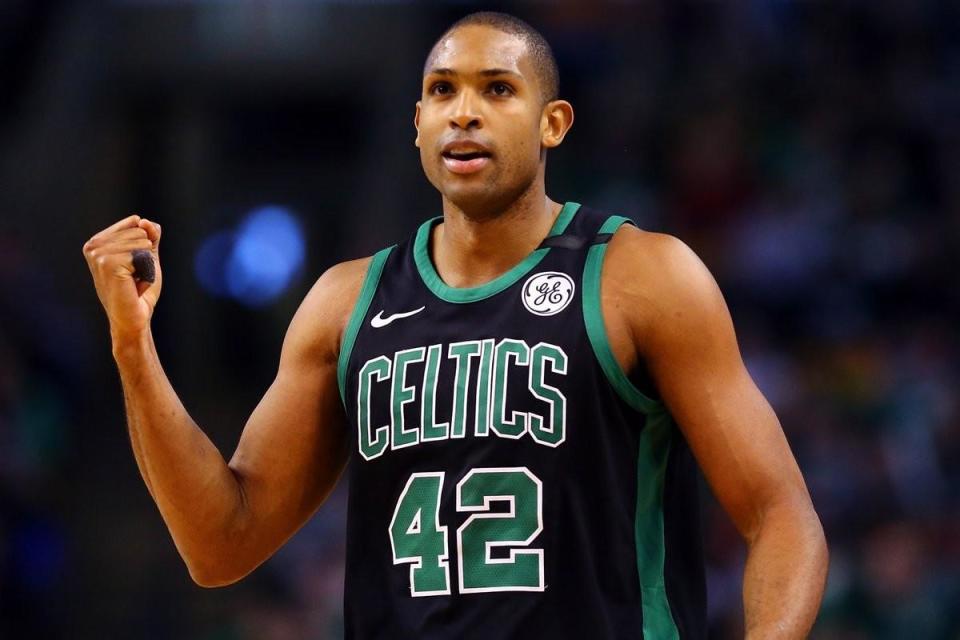 07年阿联第6顺位被雄鹿选中,排他前面5人生涯成就如何?状元太可惜