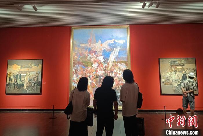 海派艺术家俞晓夫长沙举办个展 300余件佳作回顾艺术生涯