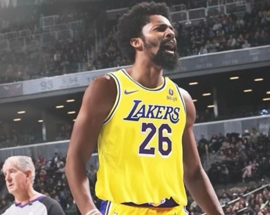 g2湖人99-101输给掘金 球员评分:3人优秀,1人及格,5人