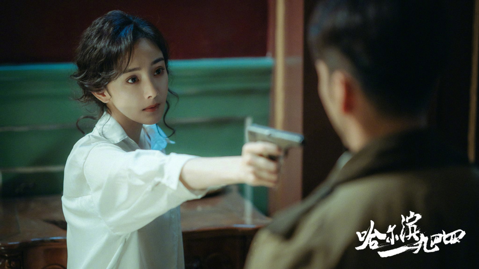 《火锅》撤档后,杨幂陷入转型"困局",处境尴尬让人唏嘘!