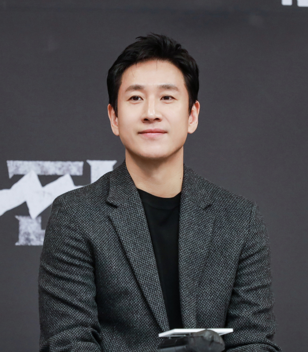 韩国知名演员李善均去世 死因引发外界猜测 警方否认高压调查李善均