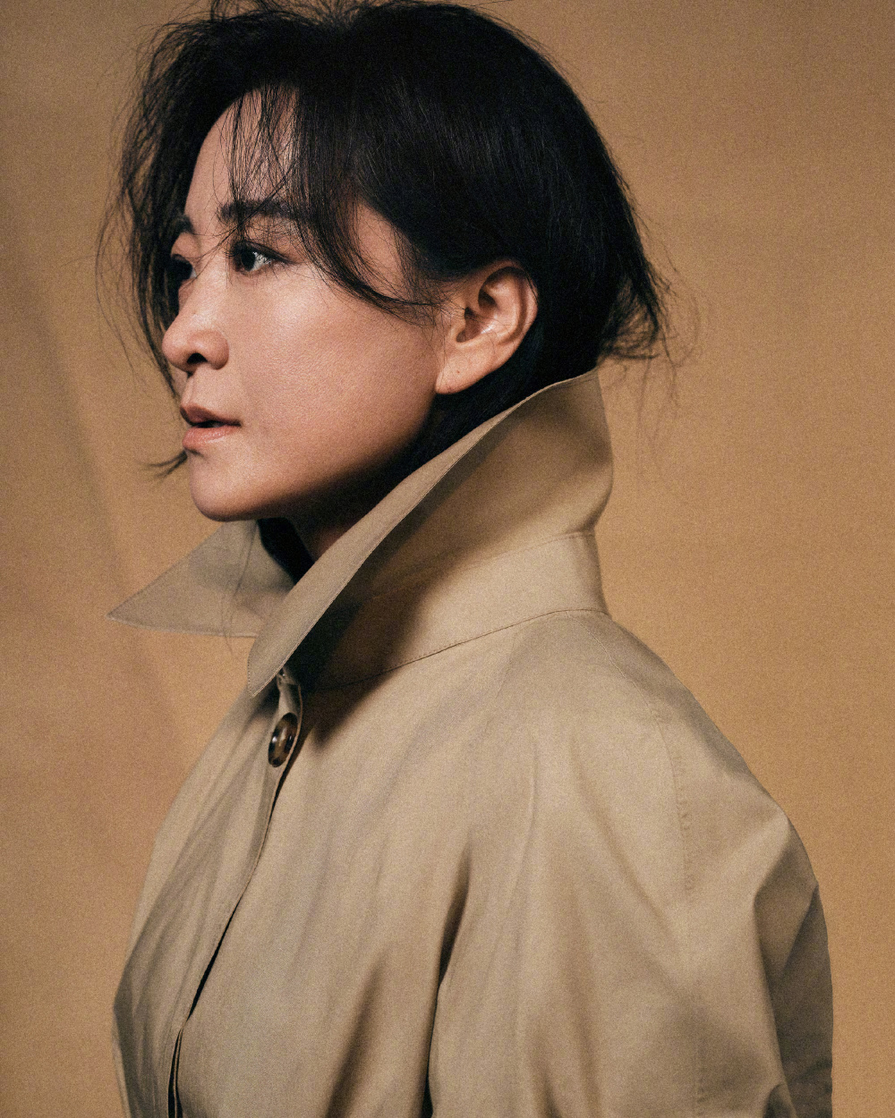 《热辣滚烫》后,贾玲彻底迎来事业飞升,强势开启时尚新赛道!