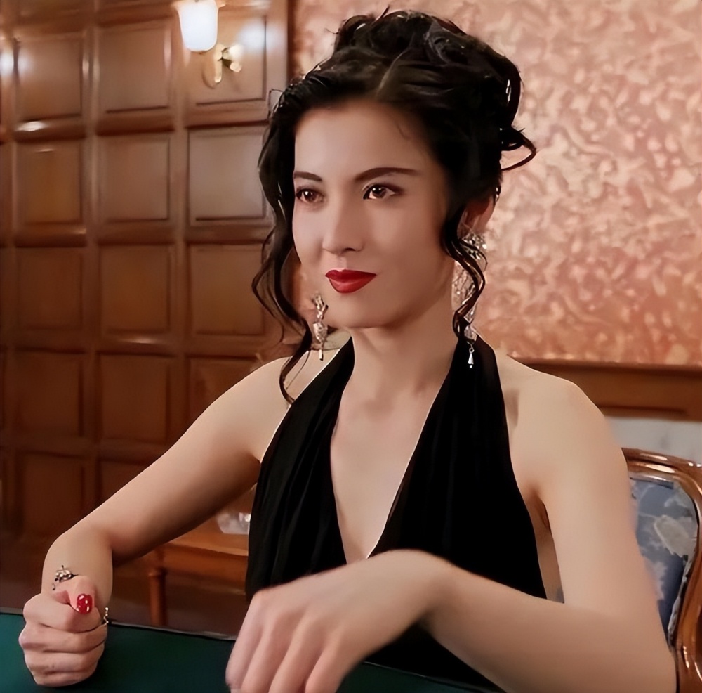 [媒体报道]-被王晶怒骂的李婉华:曾靓绝tvb,吴镇宇初恋,缘何巅峰期陨