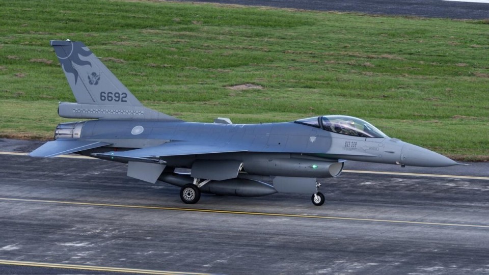 70,但台湾在2020年8月以82亿美元的价格订购了66全新的f-16v战斗机