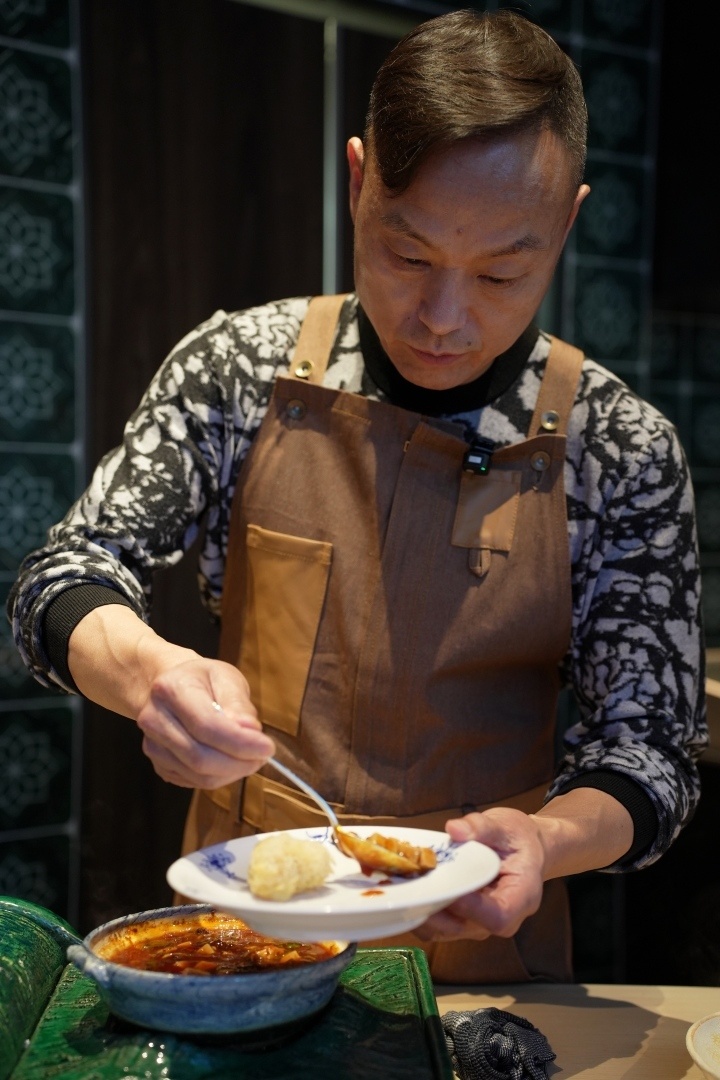 新荣记投资15亿日元东京开新店,和国内有啥不一样?