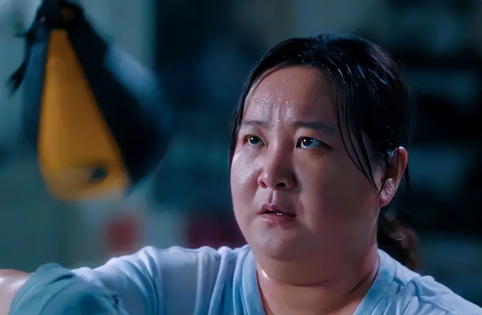 贾玲点评杨紫,不提人品相关,短短一句话,却戳到观众心窝上了!