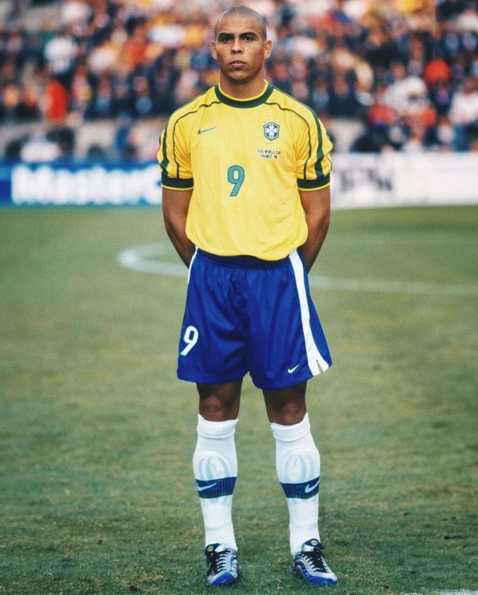 1998世界杯决赛前,罗纳尔多到底怎么了?