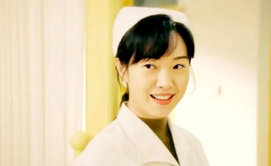 《漫长的季节》王佳佳:曾与大27岁导演何平传绯闻,3