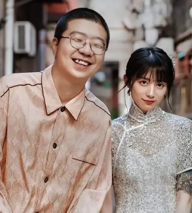 house事件殃及李诞,后者黑历史被揪出,家中挂东亚病夫牌匾