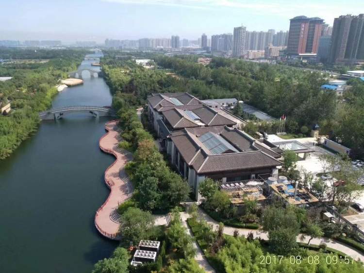 西安汉城湖——登顶眼欢尽画魂