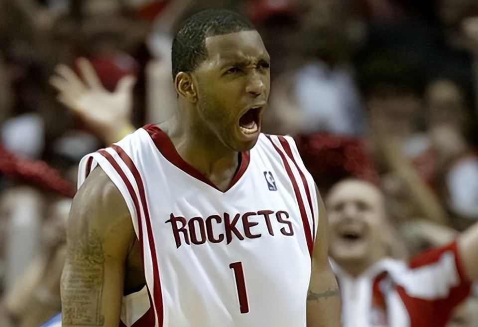 麦迪35秒13分绝杀马刺的比赛里,当时姚明表现如何?一点不输邓肯_腾讯