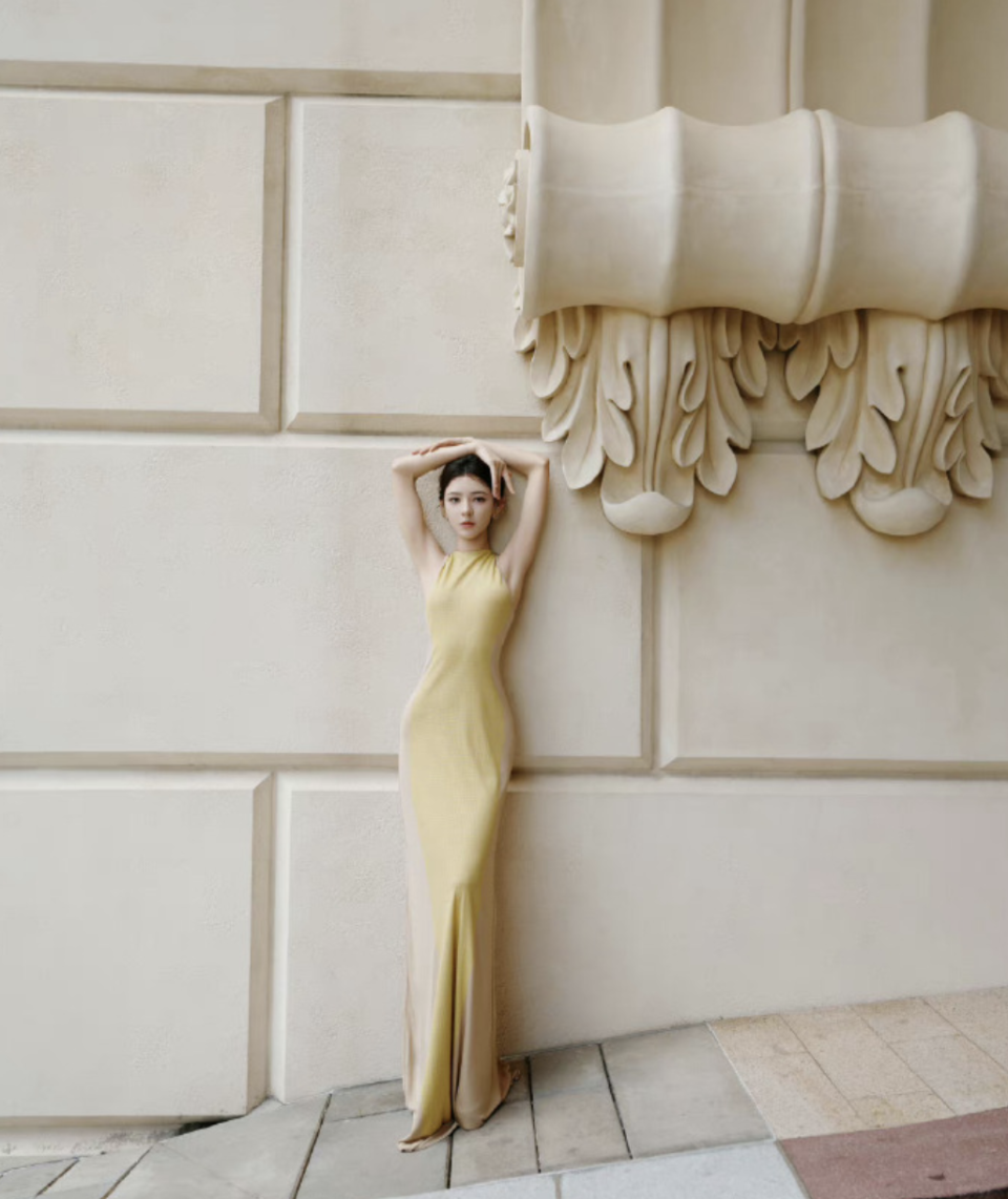 33岁张予曦:这「腰臀比」绝了,她是唯一摆脱「王思聪女友」标签的