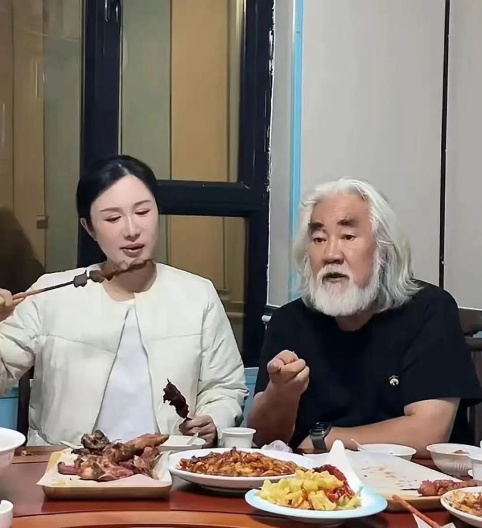 张纪中老婆杜星霖年龄图片