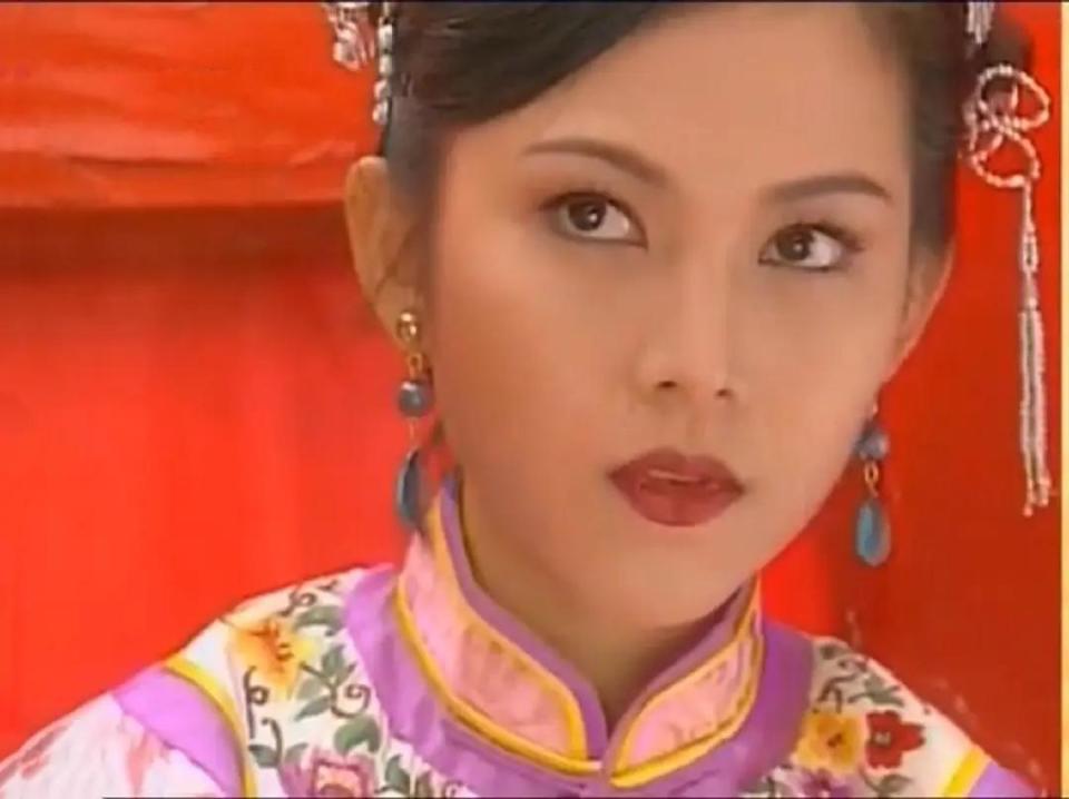 《马永贞》里面,当年初出茅庐的范冰冰都能把女主角俞小凡比下去,另一