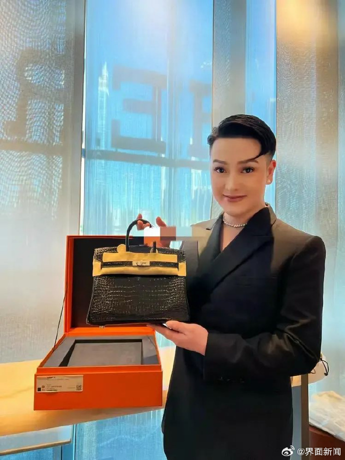 偷稅749萬的炫富網紅“柏公子”改名復出，已被禁言並二次封禁 - 