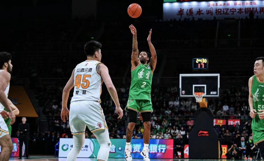 弗格受伤亚当斯或迎最后机会再不把握住恐真在cba失业