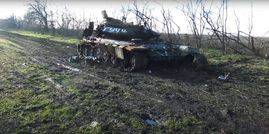 印军坦克被乌克兰炸毁，炮管掉在地上面目全非000989九芝堂2023已更新(知乎/微博)