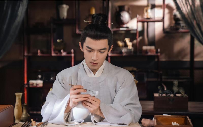 25岁周也与王星越睡衣合影流出,恋情藏不住了?演员丁博回应了