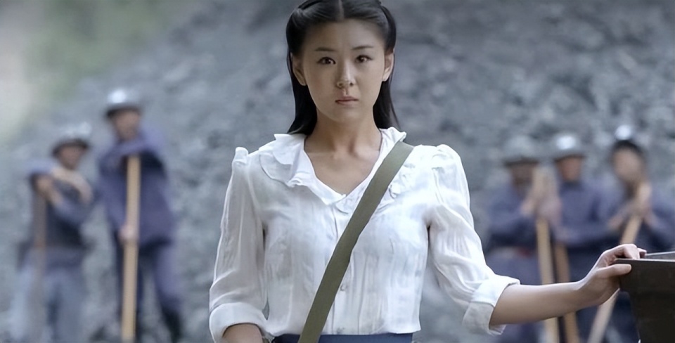 平凡的世界路遥通过了三个方面来阐述人性美