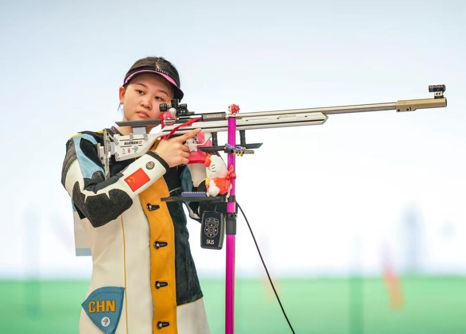 中国女子射击张琼月获得银牌,印度队打破世界纪录夺金-腾讯新闻