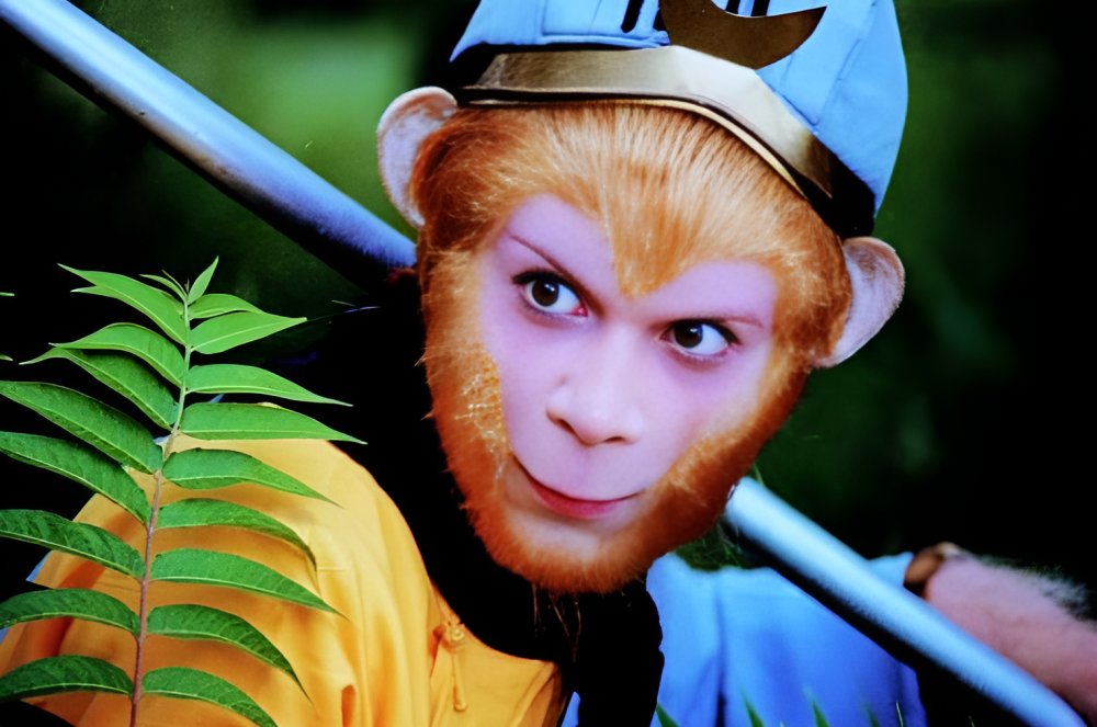 4米,传说它是"孙悟空老家"