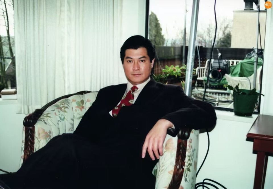 2011年,邓光荣葬礼上——影坛大佬最后的排面