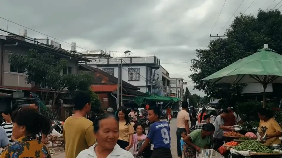 缅甸腊戌华人小哥讲述自己从普通老百姓到战争难民的一个月记录