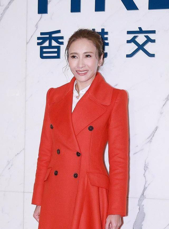 53岁黎姿生日照曝光，曾为残疾弟弟嫁马廷强，如今爱情事业双丰收_腾讯新闻