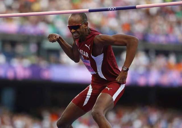 名将巴尔希姆夺巴黎奥运男子跳高铜牌,创逾百年首见的史诗纪录