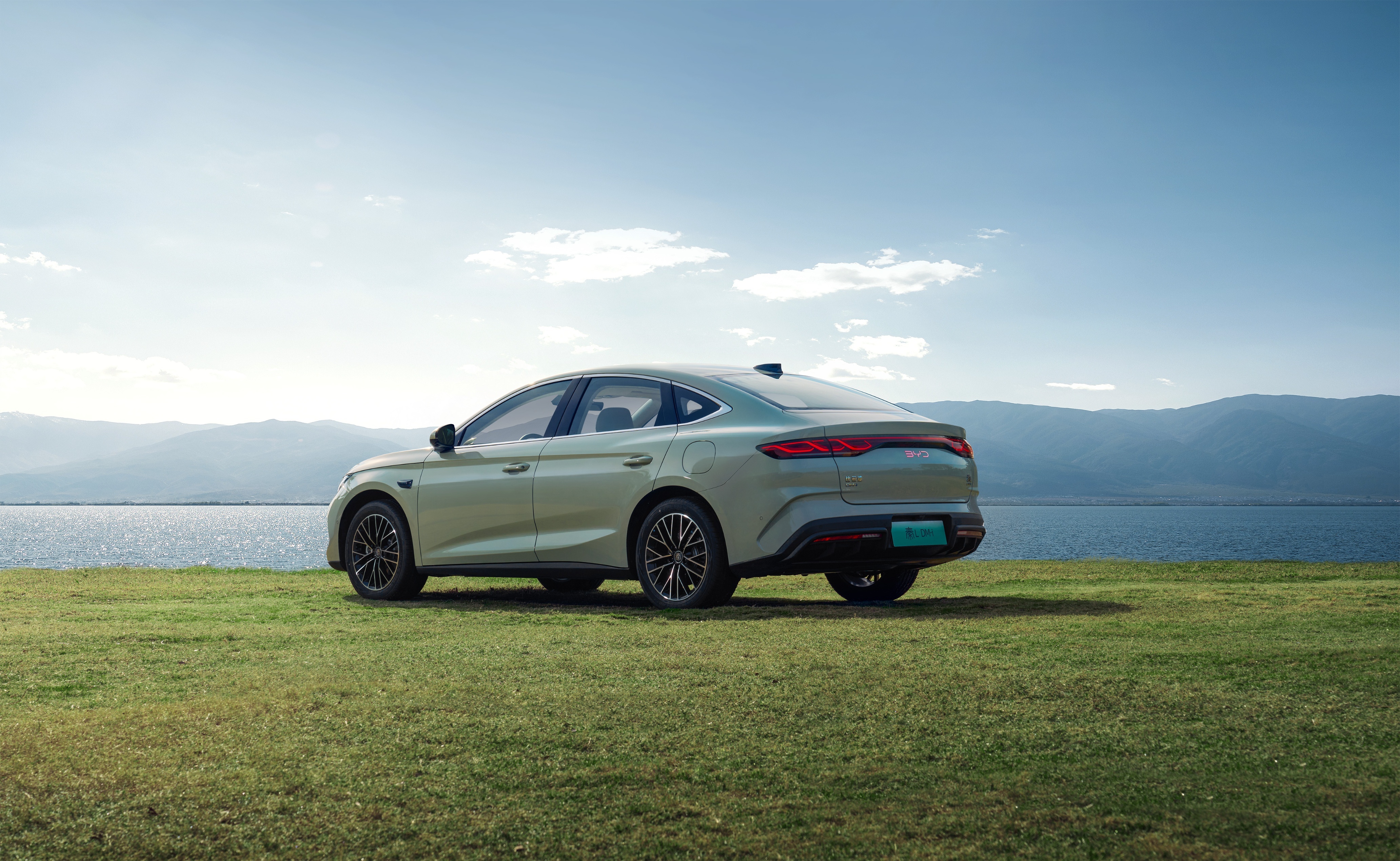 開年第一炸？比亞迪官宣：純電續航，再翻一倍！ - 