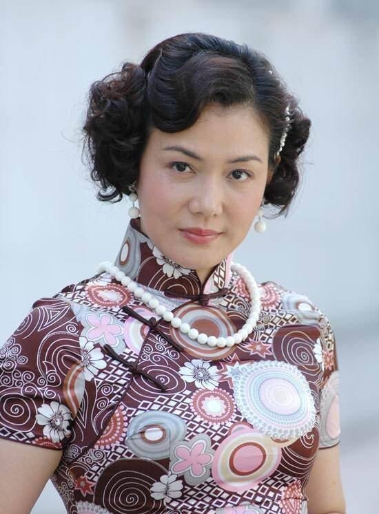 娱乐圈真正的拼命三娘50岁片场离世一生未婚未育死后器官捐献救8人
