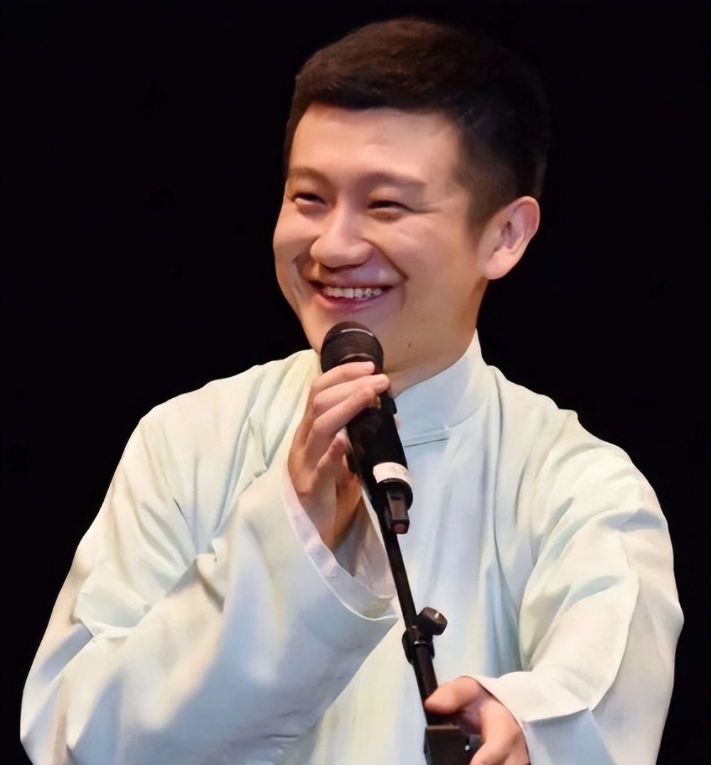 李寅飞不认可"复仇者联盟"这种说法:谁倒下对相声行业都没好处_腾讯