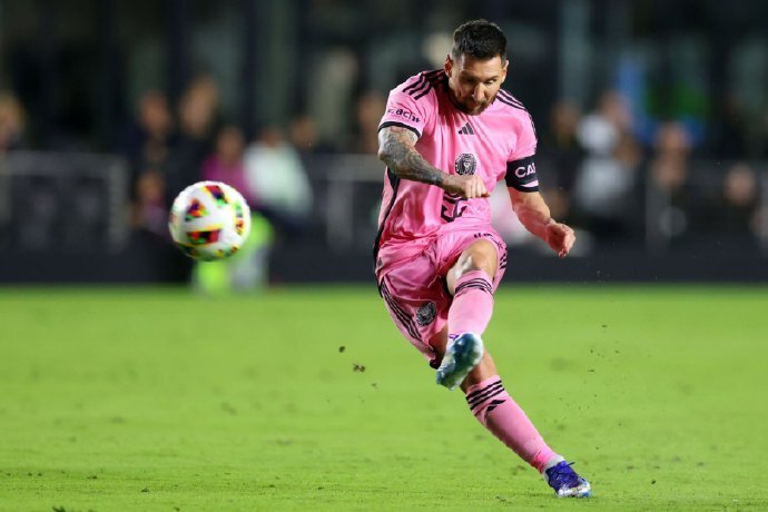 梅西轰2024首球神迹延续20年破182天球荒补时绝平