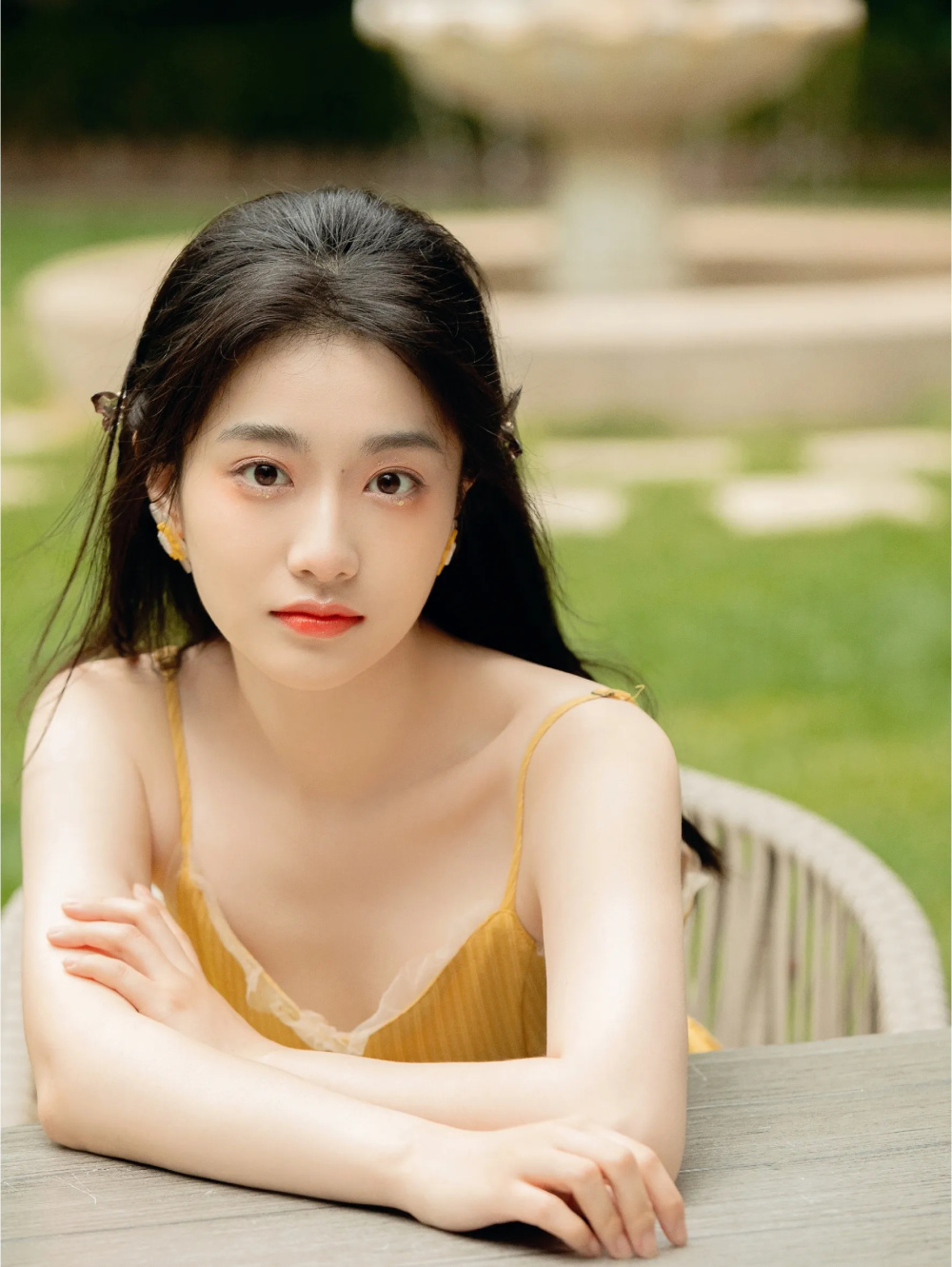 《唐诡2》孙雪宁:演技被嘲颜值却出圈,30岁虽不红却有强大家庭做后盾