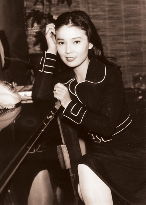 韩国影后尹静姬去世享年79岁,患老年痴呆10年,曾被传遭丈夫弃养