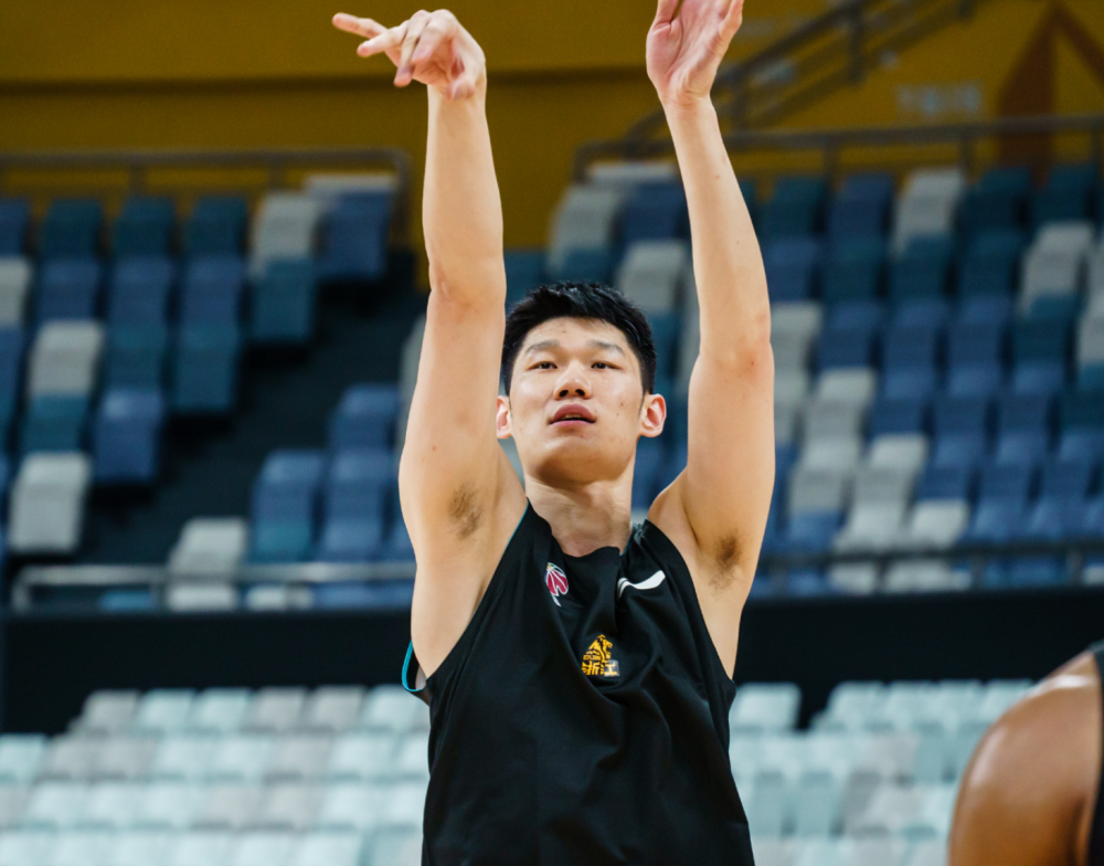 赵岩昊合练,孙铭徽 朱俊龙出战存疑,大秋 三外专注