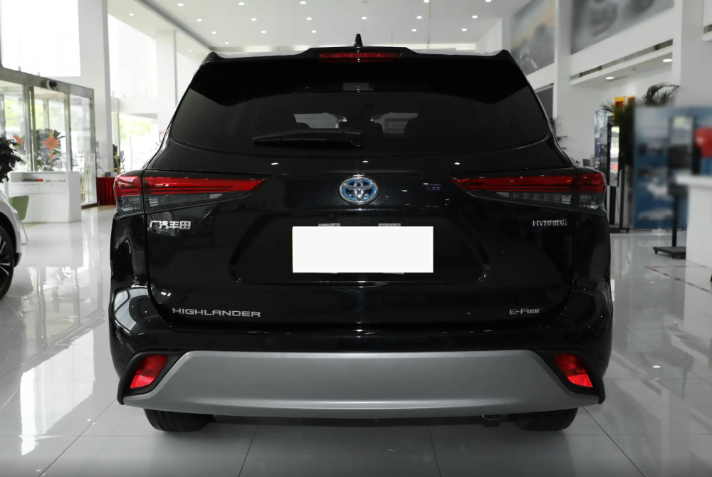 丰田"王牌"将上市,号称拳打理想,脚踢蔚来!现款仅20多万