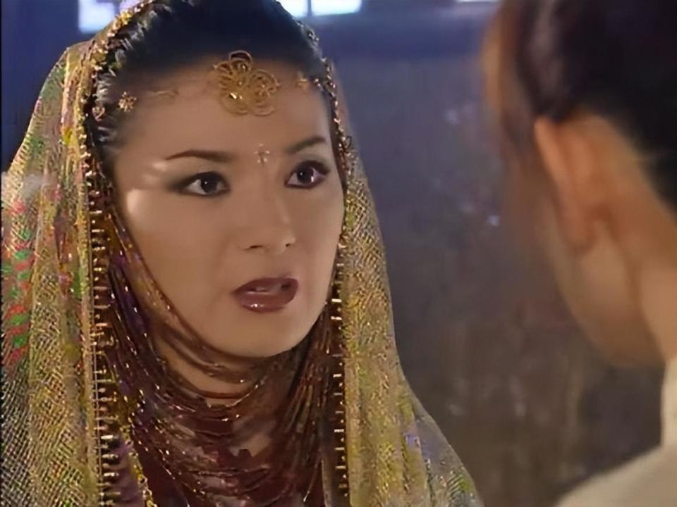 两版倚天演员对比，TVB版赢了演技，03版赢了美貌，黎姿艳压群芳_腾讯新闻