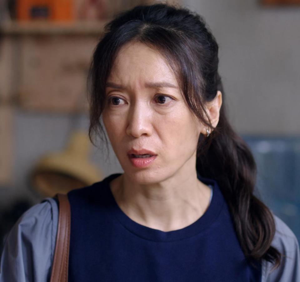 爷青回!"铁三角"重聚《老家伙》,王刚演正派,我却被反派圈粉