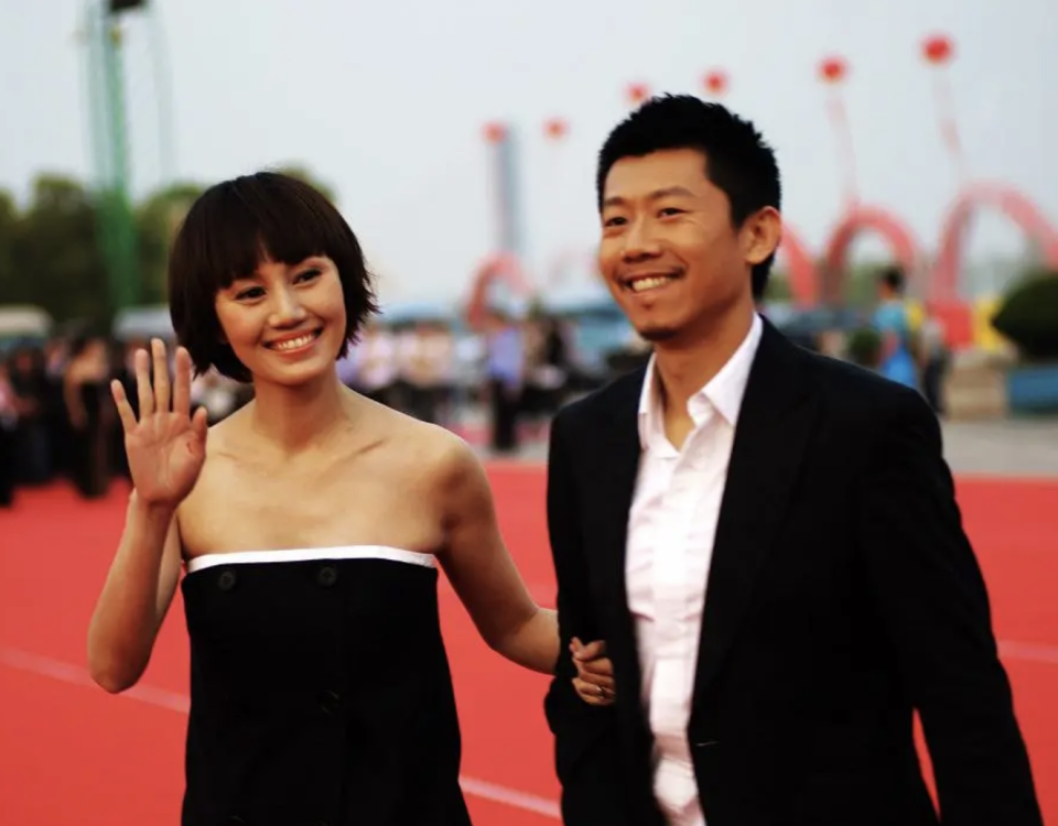 夏雨发文为妻子庆生,袁泉灿烂微笑,字里行间真情流露_腾讯新闻