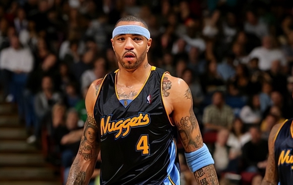 总决赛22 6 2硬抗鲨鱼,被誉为"雨人第二"的肯扬马丁去哪了?