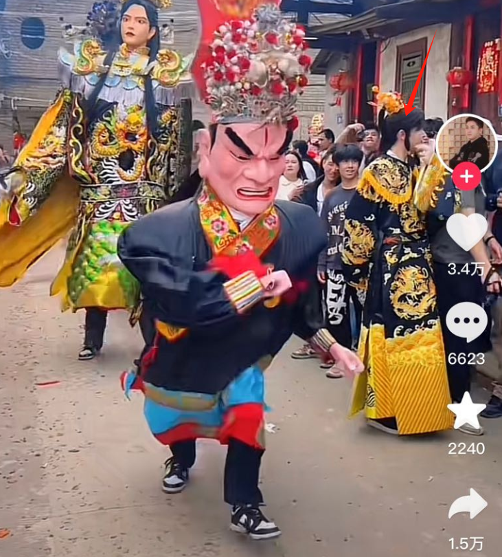 男网红为模仿福建游神道歉,被当地文旅局打脸,公然僭越引众怒_腾讯