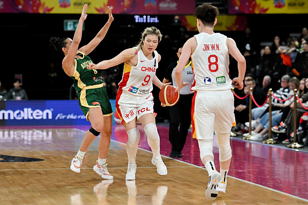 聚焦|中国女篮胜澳大利亚晋级亚洲杯决赛 韩旭收获大号两双挑起大梁