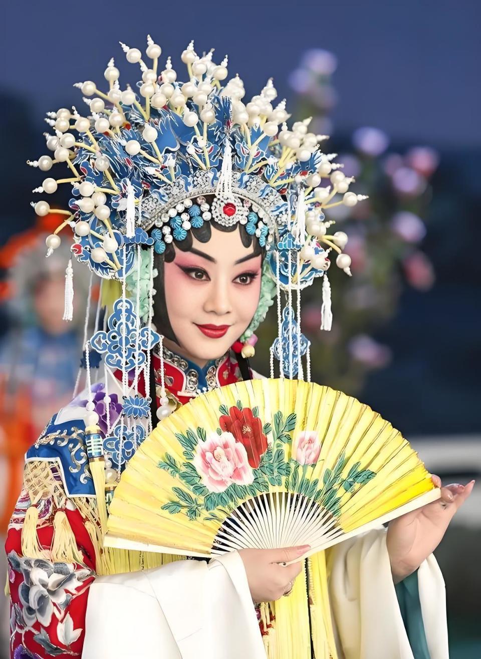 李胜素:被刘桂娟辱骂,与于魁智互相成就,和梁以薇是朋友