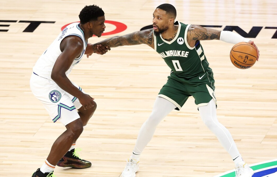 场均35分11板拒绝赛季报销甚至提前复出你真要做数据刷子