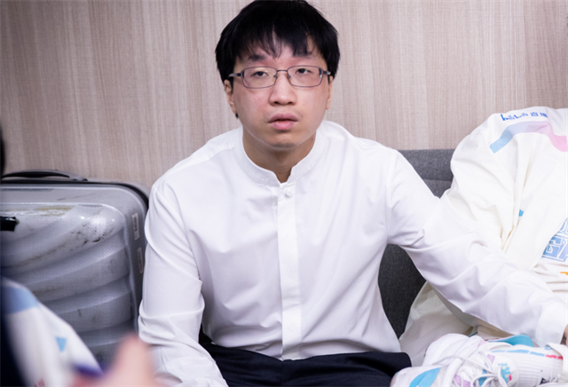 换教练真不怪粉丝,tabe称最大压力来自管理层:选手0-5挨喷的是我们